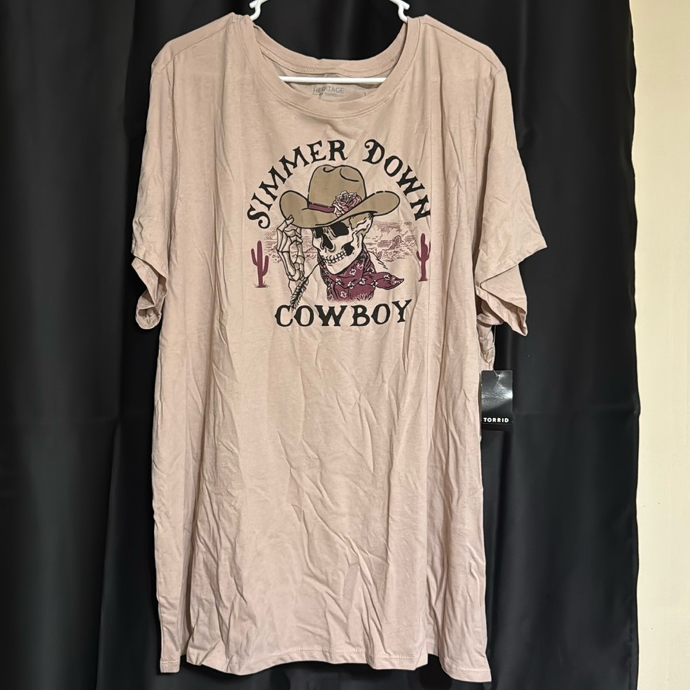 Women’s tee 🌵